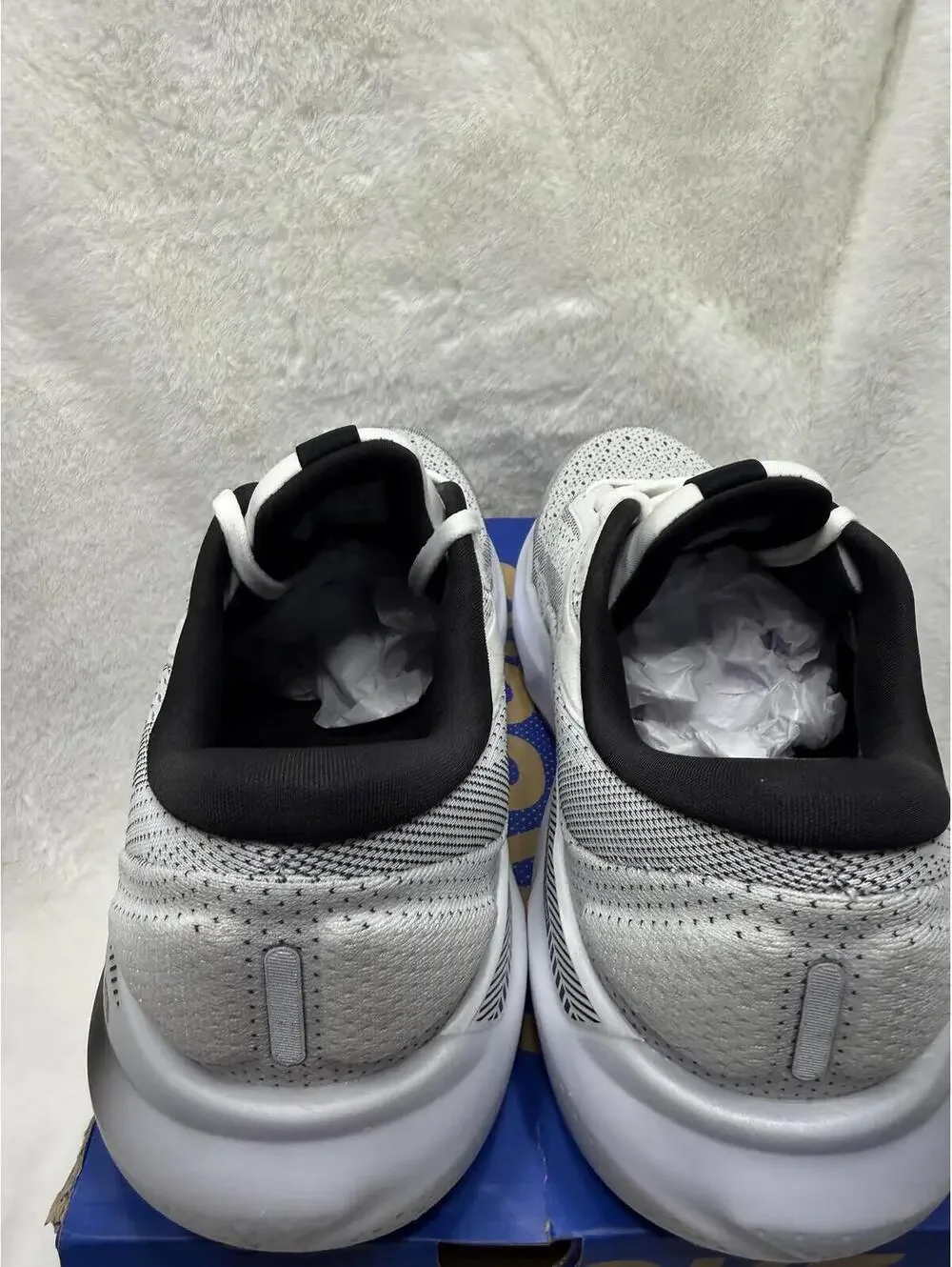 NEW BROOKS ADRENALINE GTS 24 RUNNING/WALKING SHOES MEN'S SIZE 10 OR WOMEN'S 11.5 - Picture 4 of 5